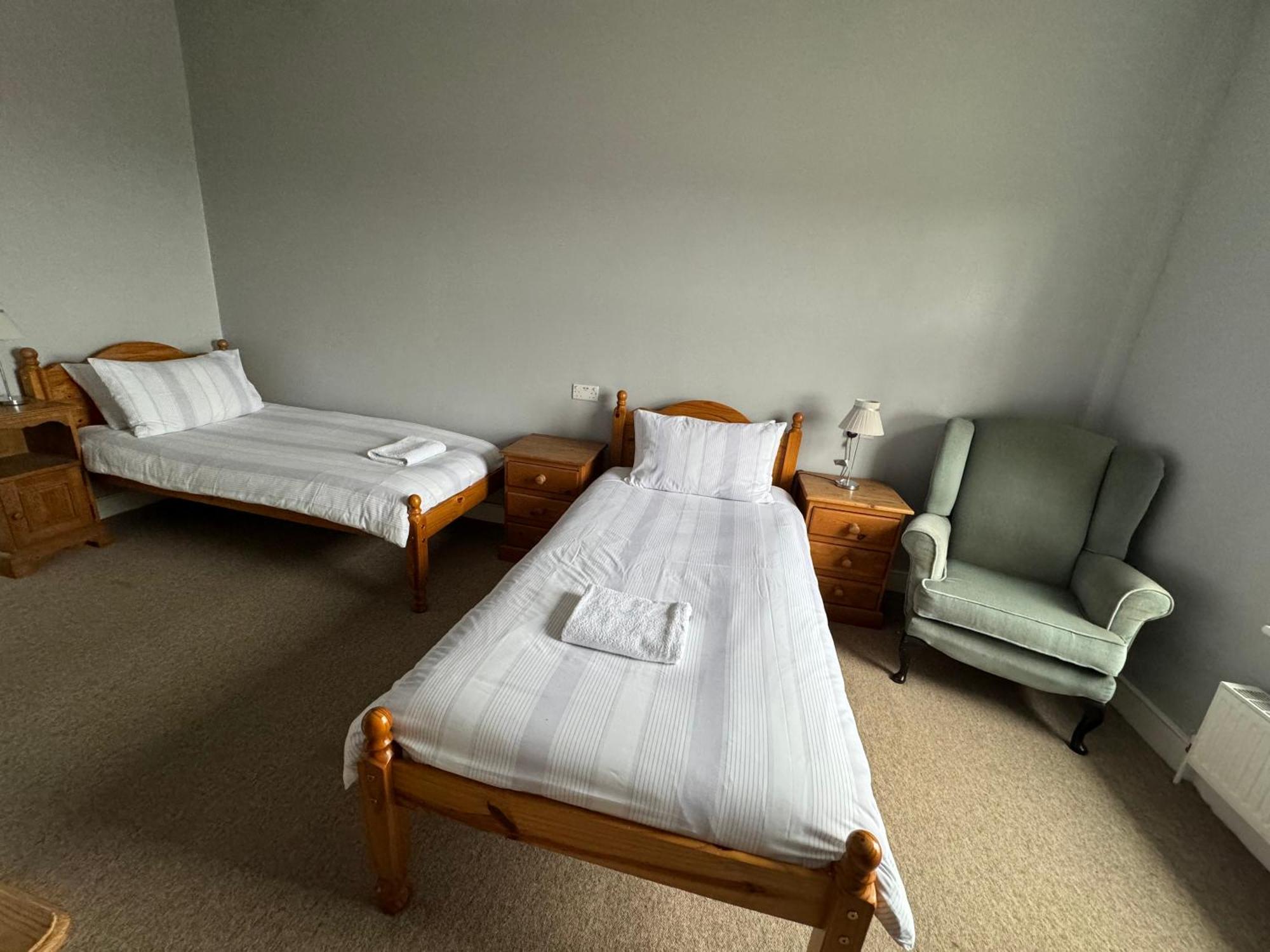 The Elms Guest House Bristol Filton Экстерьер фото